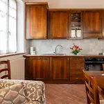 Tiberini Wine Relais Фермерский дом *